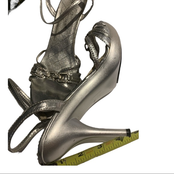 Fashion Focus Metallic Embellished Stiletto shoes - Picture 12 of 12